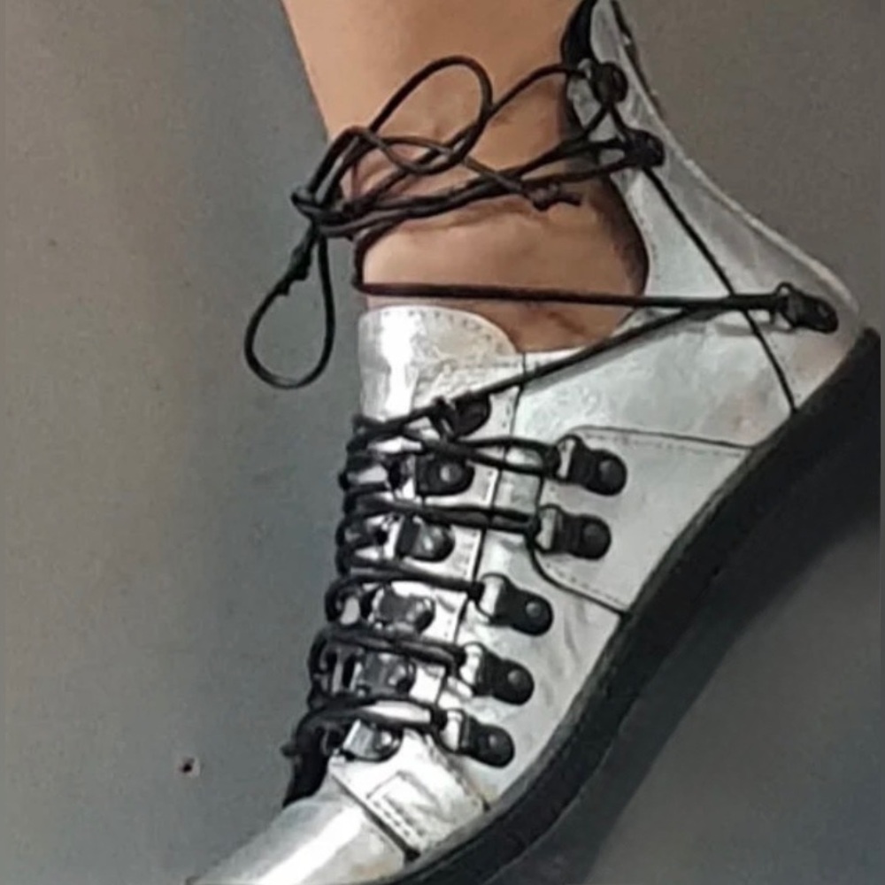 Leather Silver Lace up Gothic Platform Sneakers